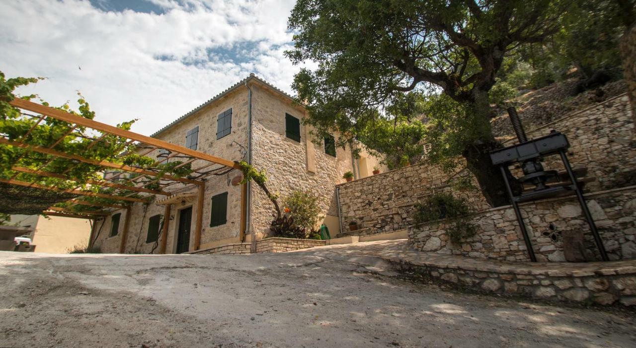 Castelli Olive Press Acharavi (Corfu) Exterior foto
